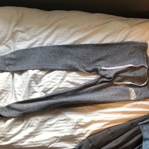 Roots high rise sculpted joggers